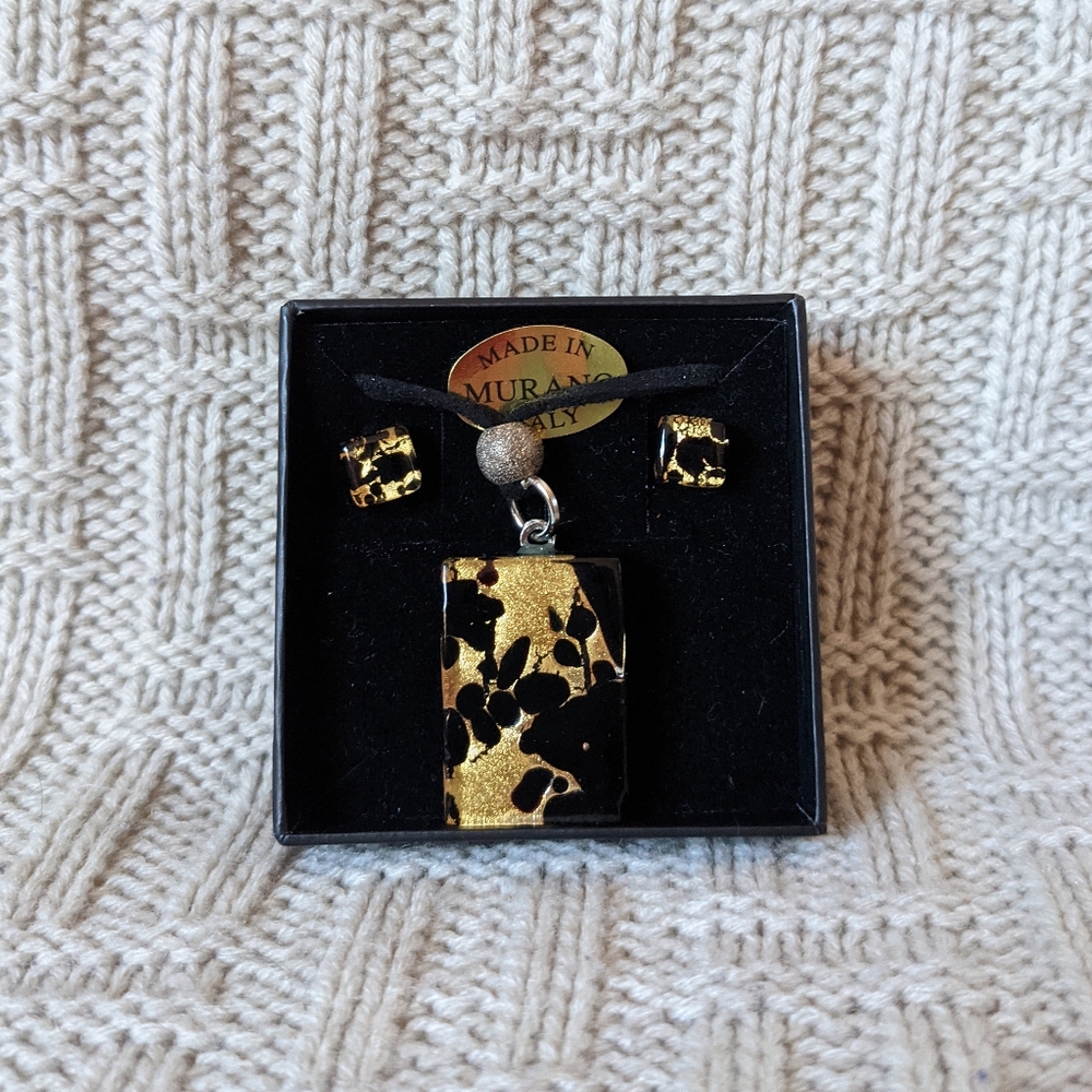Murano Glass Necklace and Earrings Set- NWOT